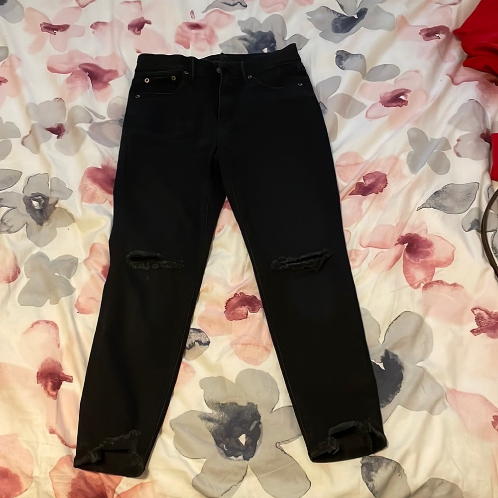 Xshort distressed jeans